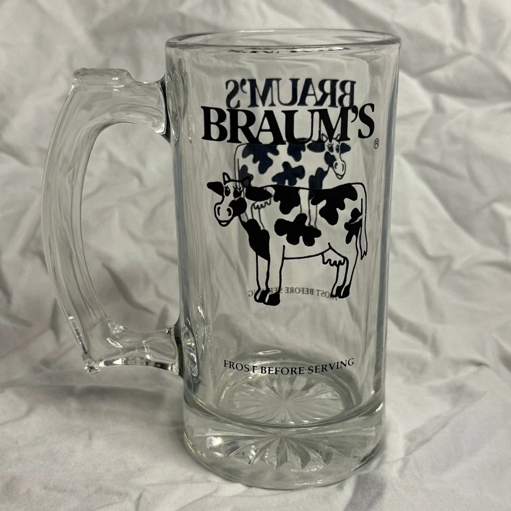 Braum's‎ Glass Beer Mug Frosted Glass Collectible Novelty Drinkware Cows Braum